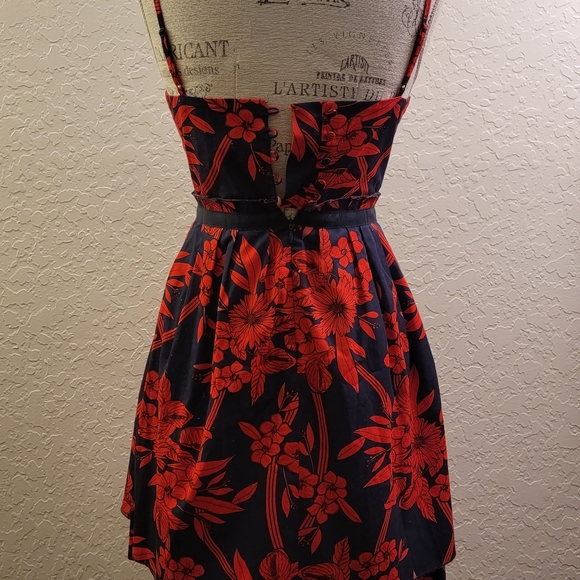 NWOT - Picture 2 of 2